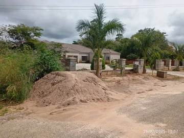 Stands & Residential Land