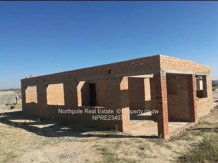 Nyatsime Park Chitungwiza stand for sale