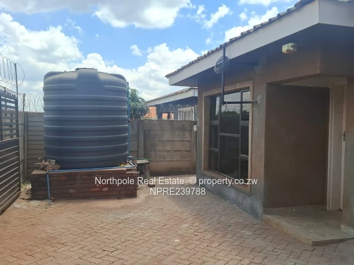 To Rent Glaudina House Phase 2