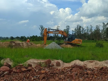 Stands & Residential Land