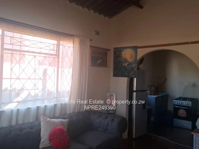 Kuwadzana Extension For A Small Family