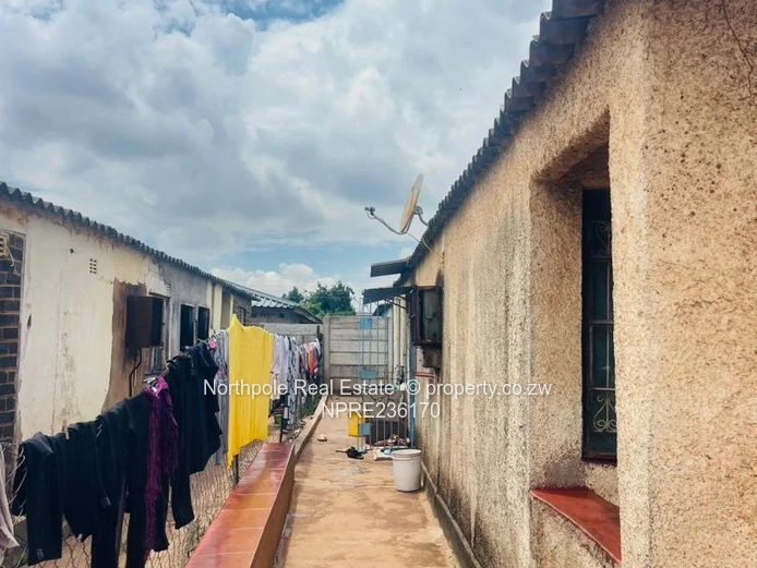 Kambuzuma Section 6 House for sale