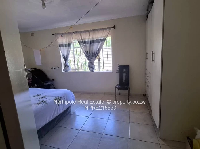Goromonzi( Majuru ).VERY SPACIOUS